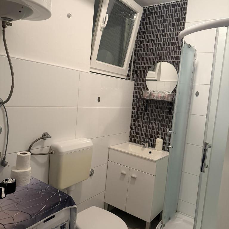 Apartman Mimi - Apartman sa 2 Spavaće Sobe - 9