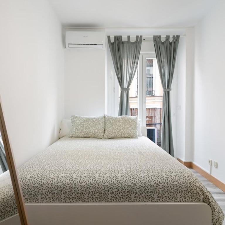 Espacioso y tranquilo apartamento en el centro - Appartement - 20