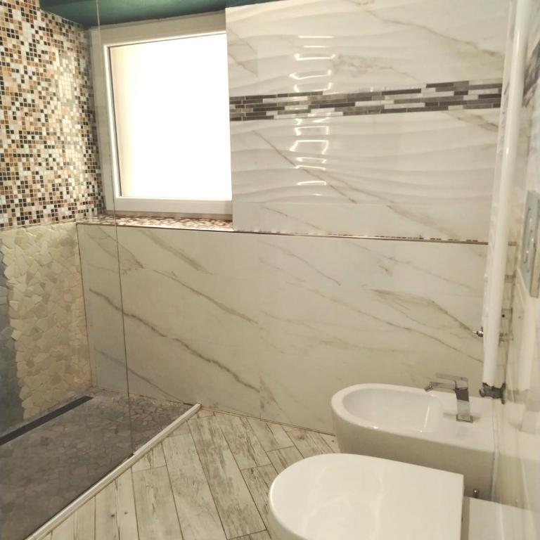 Hayez Rooms - Camera Matrimoniale con Bagno Privato - 13