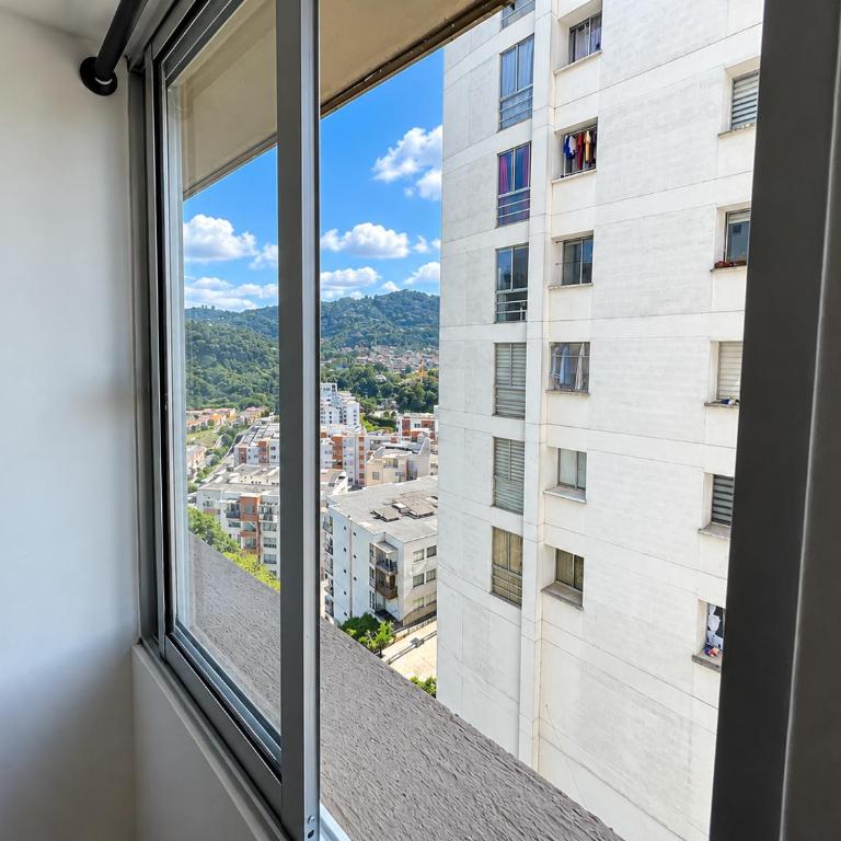 Central, Nuevo, Parqueadero Gratis, Full comodidad, Apartamento en Manizales - Apartamento de 3 dormitorios - 27