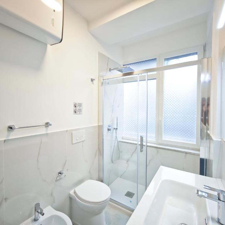 Sale Apartment - Camera Matrimoniale con Bagno Privato - 6