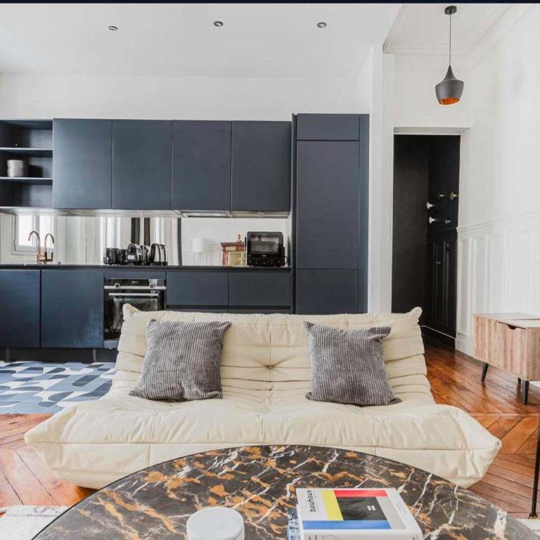 Elegant 2 chambres au coeur du 8e arc de triomphe - Appartement - 1