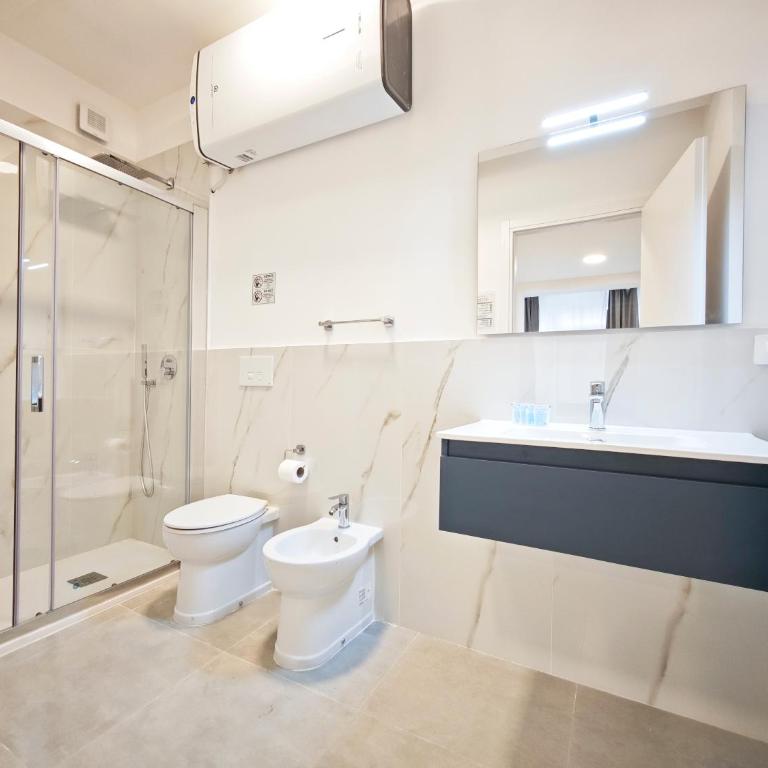Sale Apartment - Camera Matrimoniale con Bagno Privato - 11