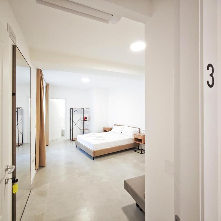 Sale Apartment - Camera Matrimoniale con Bagno Privato - 2