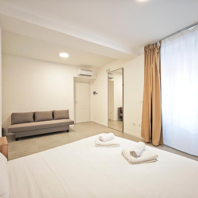 Sale Apartment - Camera Matrimoniale con Bagno Privato - 7