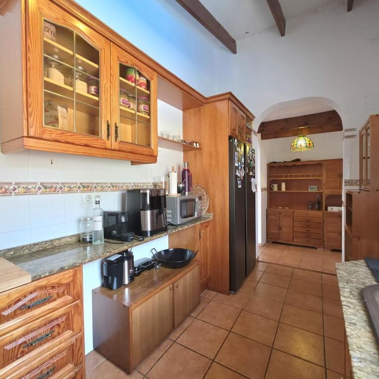 Casa de Playa con Piscina Estilo Rústico - Casa de 3 dormitorios - 53
