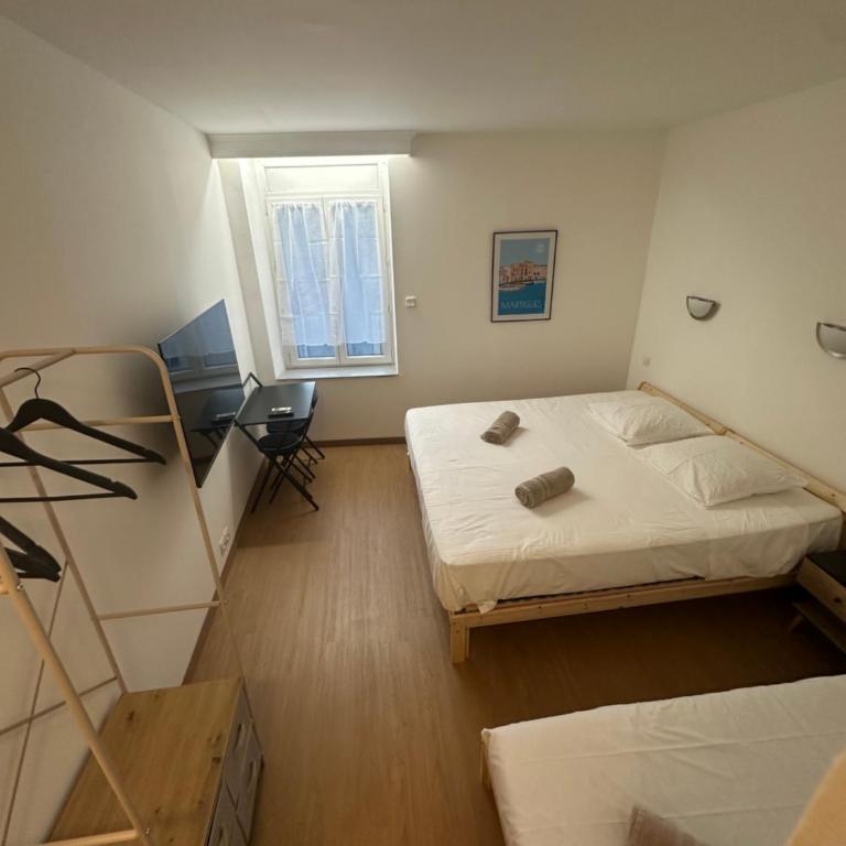 Hotel Le 5 - Chambre Triple Supérieure - 1