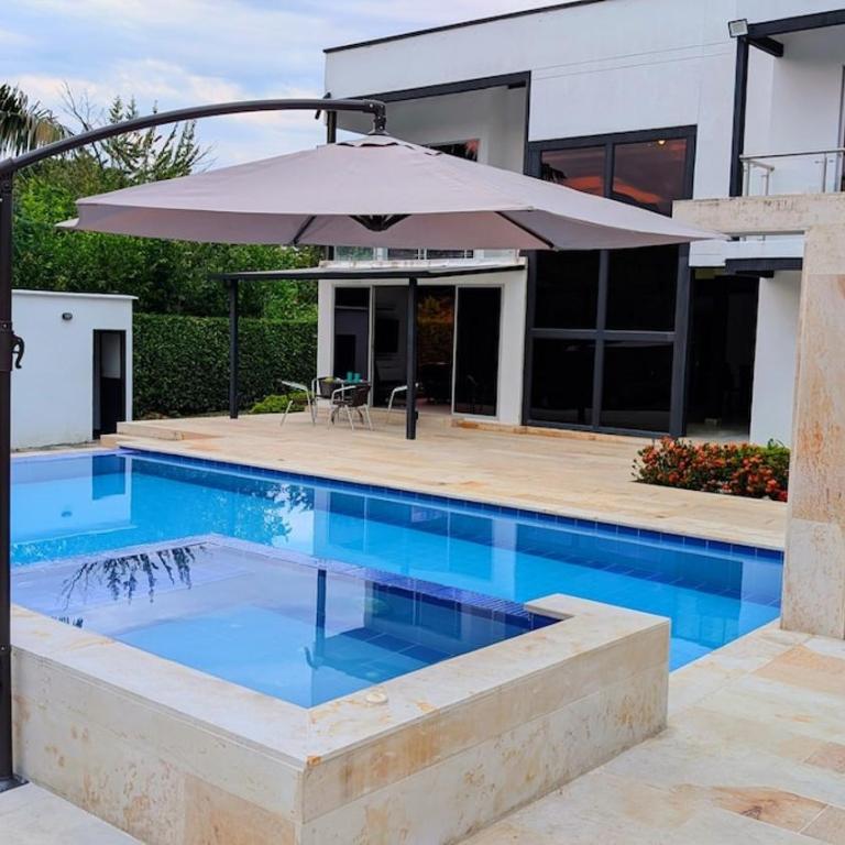 Precio de semana Finca con piscina y Desayuno - Villa - 13