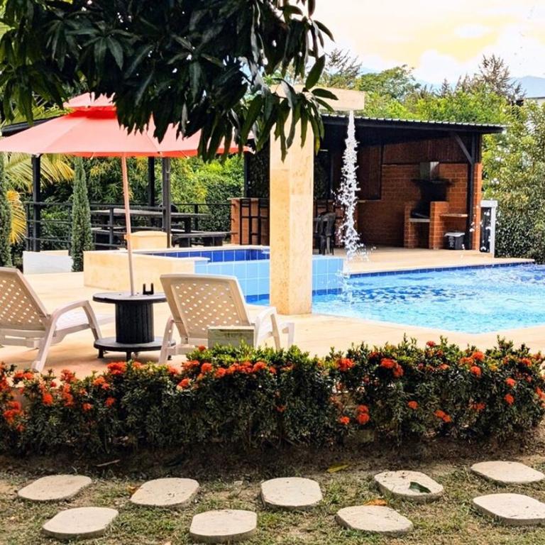Precio de semana Finca con piscina y Desayuno - Villa - 14