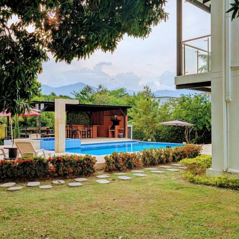 Precio de semana Finca con piscina y Desayuno - Villa - 43