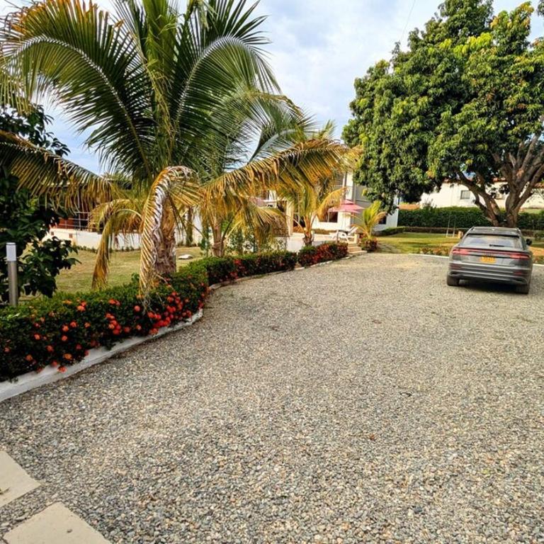 Precio de semana Finca con piscina y Desayuno - Villa - 47