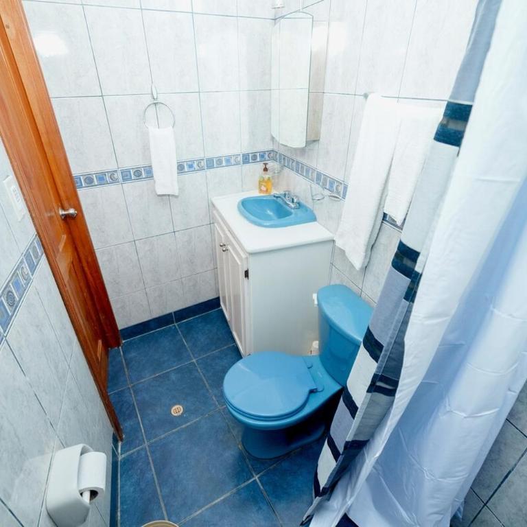 Galapagos Family Vacation 3 bedrooms 7 guests Centrally located and ocean view - Vacation Home - 20