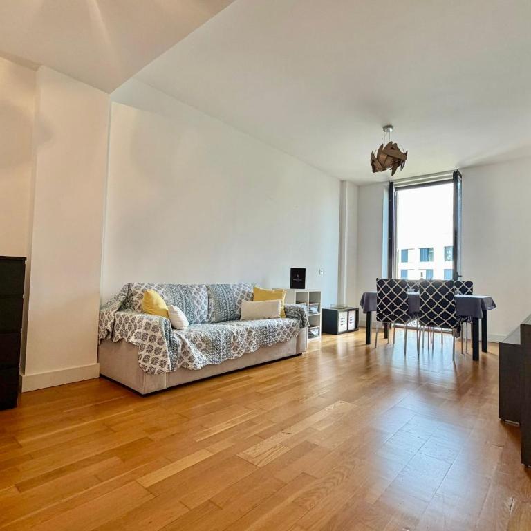 Sebastian Souviron 18 con Parking by Pineapple Homes - Appartement - 3