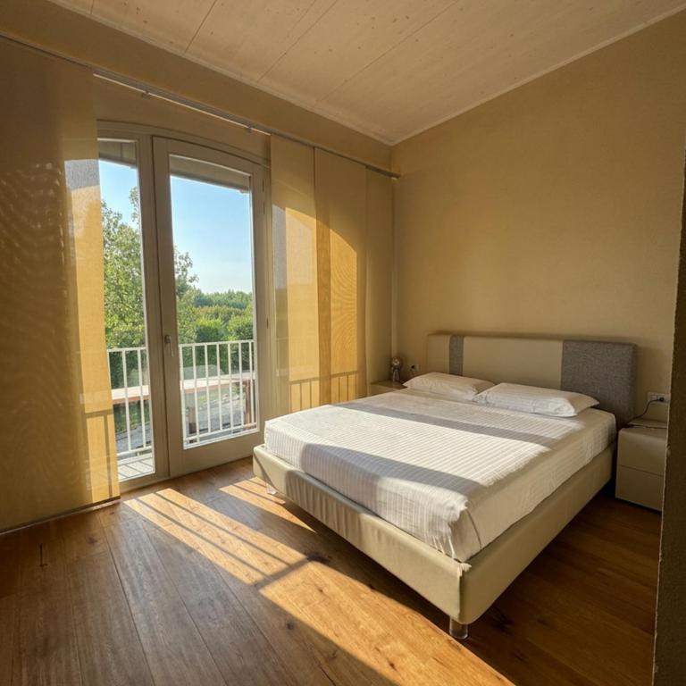 LA CASCINA DI CARLOTTA - 1846 - Agriturismo - Camera Matrimoniale Deluxe con Balcone - 5