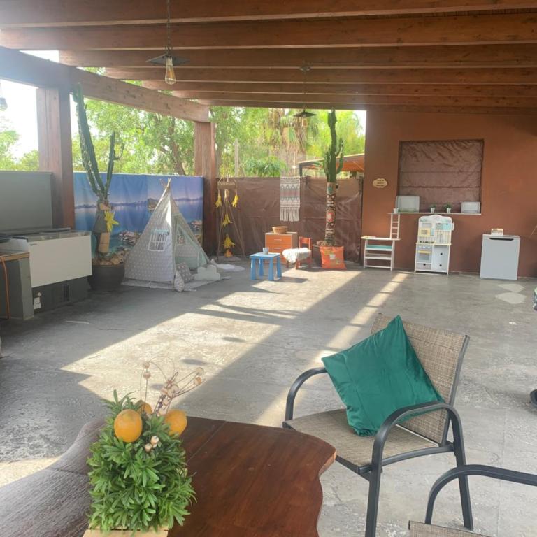 CASA DE SUEÑOS BENASHA, piscina, zona infantil, a tan solo 7 minutos de la playa - Casa de 5 dormitorios - 45