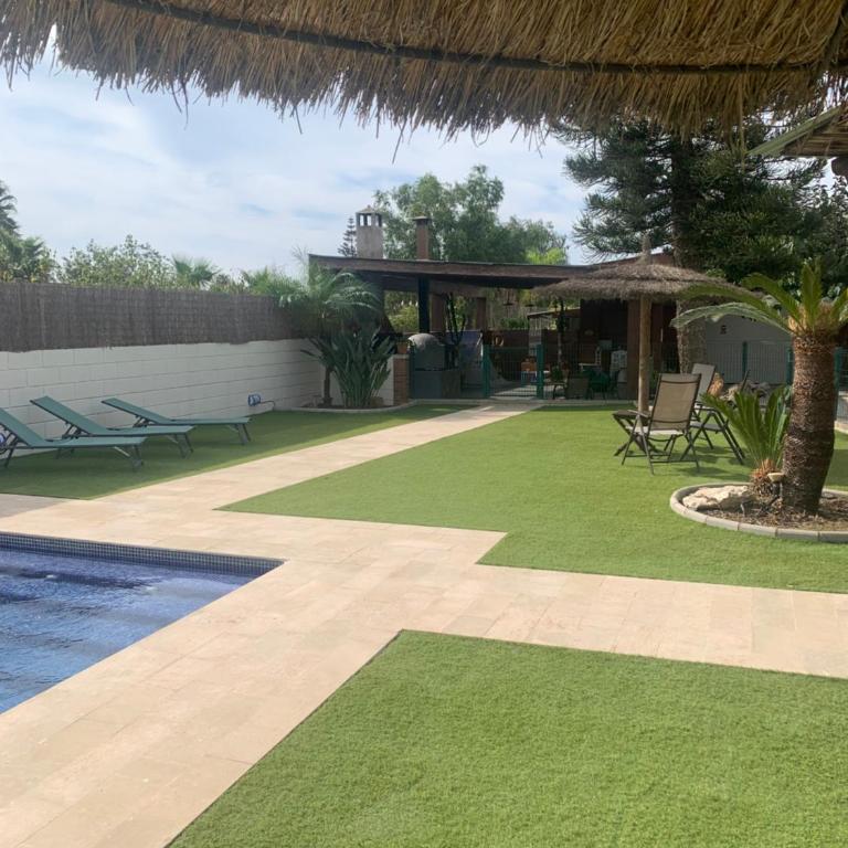 CASA DE SUEÑOS BENASHA, piscina, zona infantil, a tan solo 7 minutos de la playa - Casa de 5 dormitorios - 49
