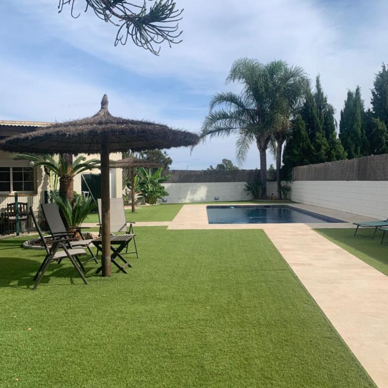 CASA DE SUEÑOS BENASHA, piscina, zona infantil, a tan solo 7 minutos de la playa - Casa de 5 dormitorios - 48