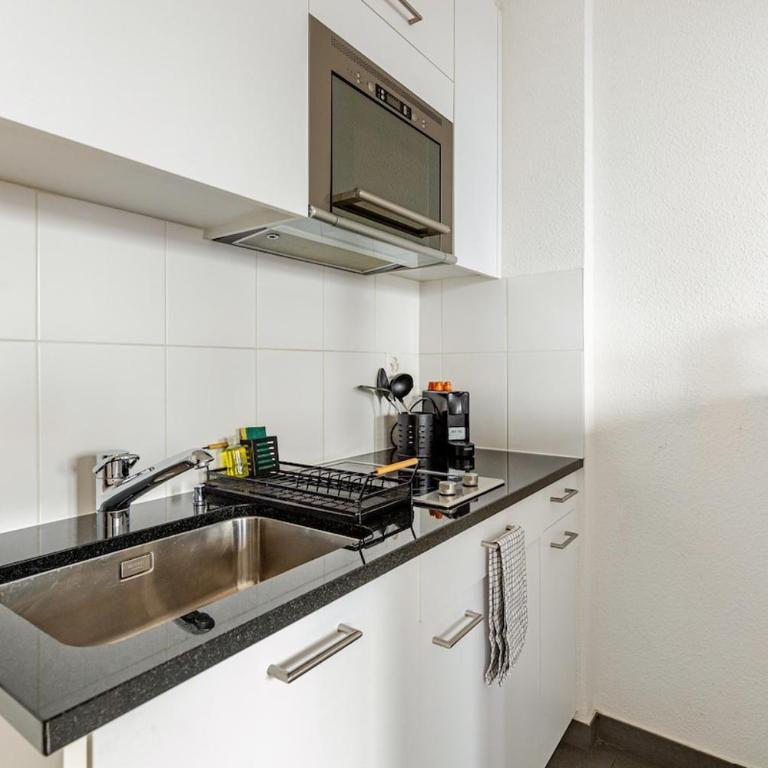 Fully renovated and equipped studio apartment! - Appartement 1 Chambre - 5