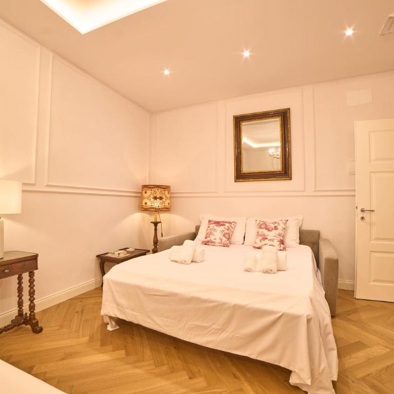 Borgo 14 - Residenza fiorentina - Camera Matrimoniale Deluxe con 1 Letto Supplementare - 12