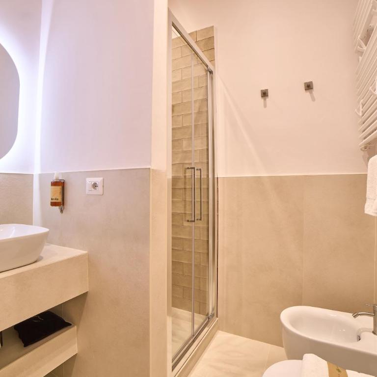 Borgo 14 - Residenza fiorentina - Camera Matrimoniale Deluxe con 1 Letto Supplementare - 11