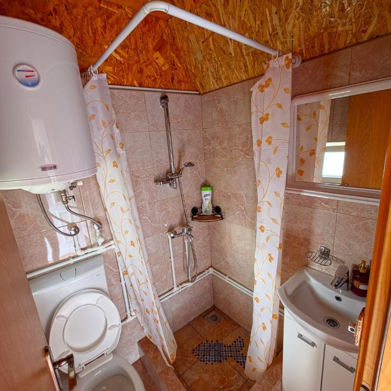 Domaćinstvo Krstajić - Rural holiday - Deluks Dvokrevetna Soba sa Bračnim Krevetom - 9