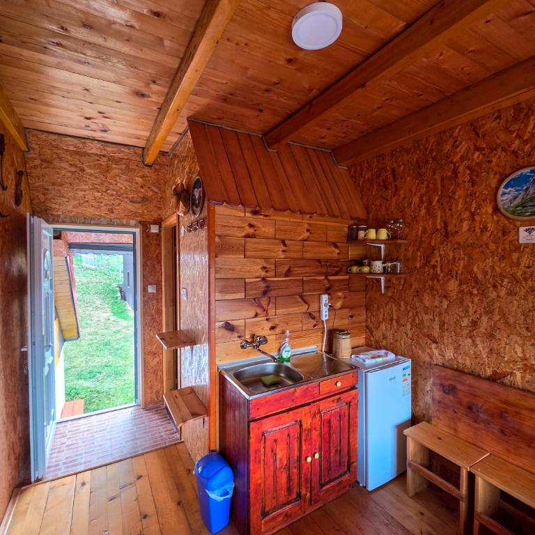Domaćinstvo Krstajić - Rural holiday - Deluks Dvokrevetna Soba sa Bračnim Krevetom - 11