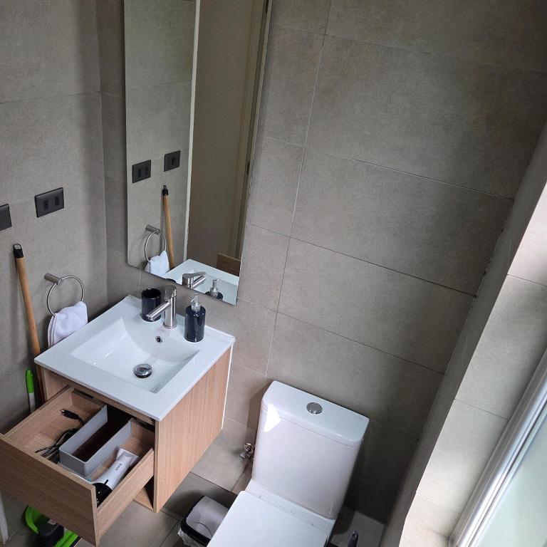 Departamento nuevo a pasos de metro Irarrazaval - One-Bedroom Apartment with Park View - 20