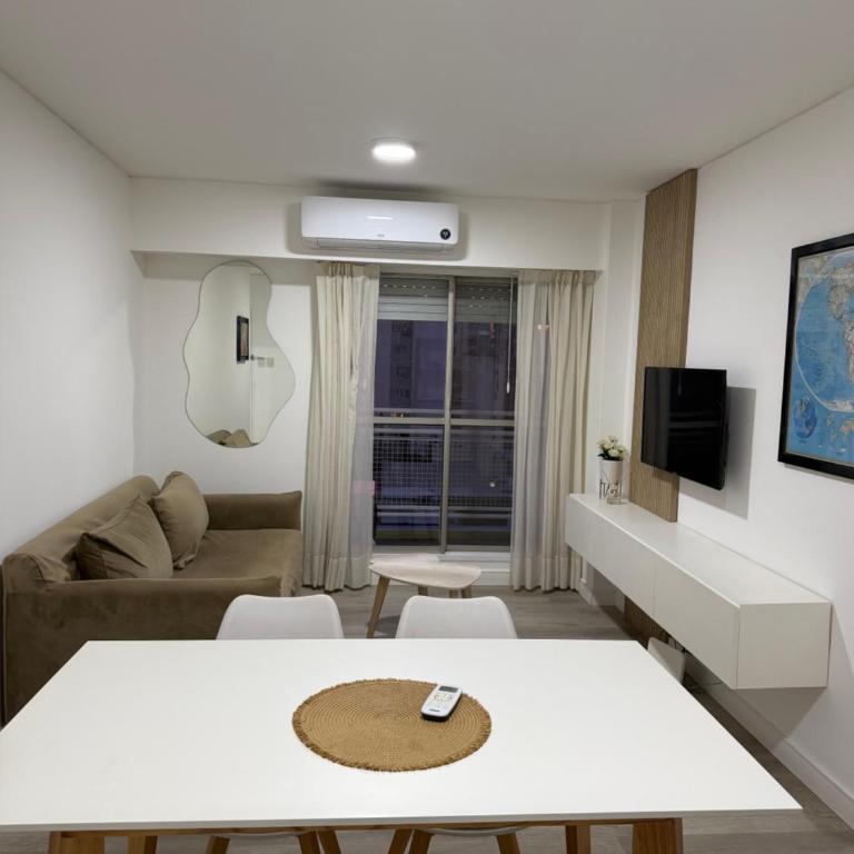 Sarmiento 657 - Apartamento de 1 dormitorio - 1