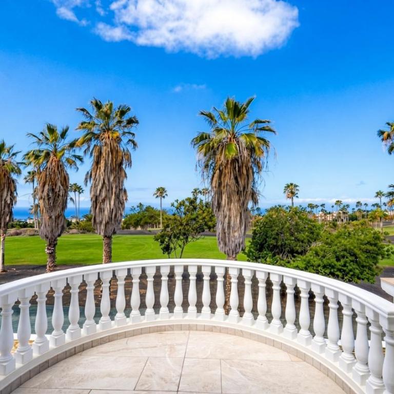 Luxury Villa in La Caleta Tenerife - Villa - 24