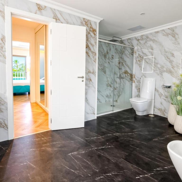 Luxury Villa in La Caleta Tenerife - Villa - 25