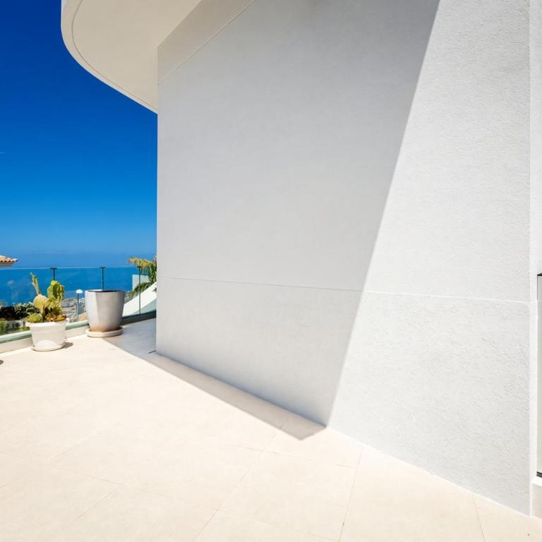 Villa with Panoramic Ocean Views in Torviscas Alto - Villa - 17