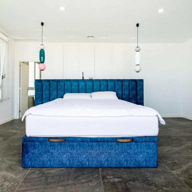 Villa with Panoramic Ocean Views in Torviscas Alto - Villa - 19
