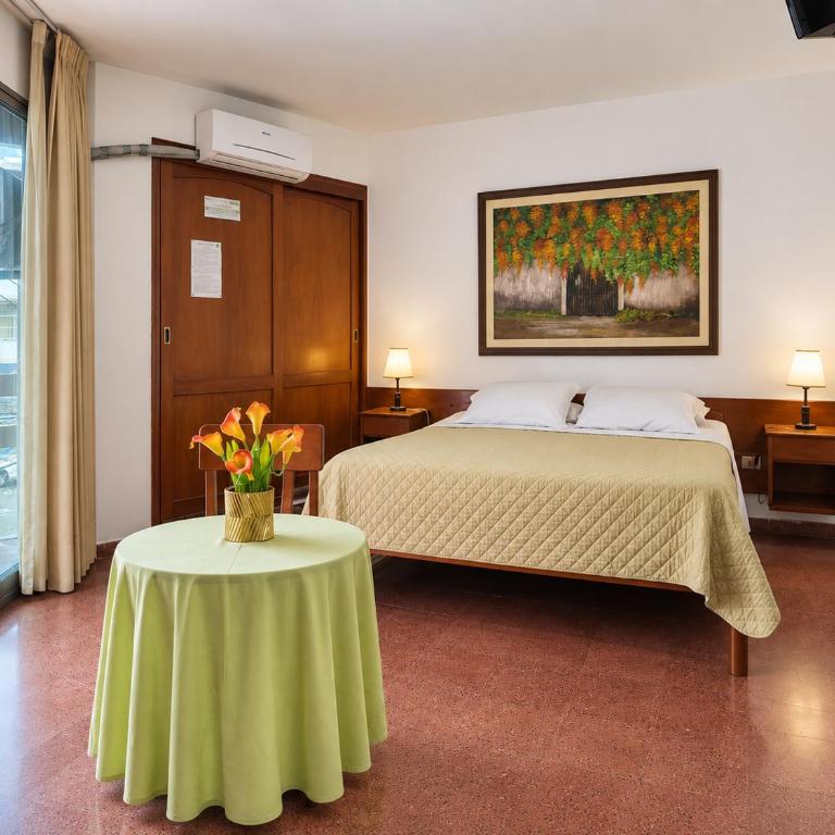 Gran Hotel Mediterráneo - Habitación Deluxe - 1 cama grande - 2