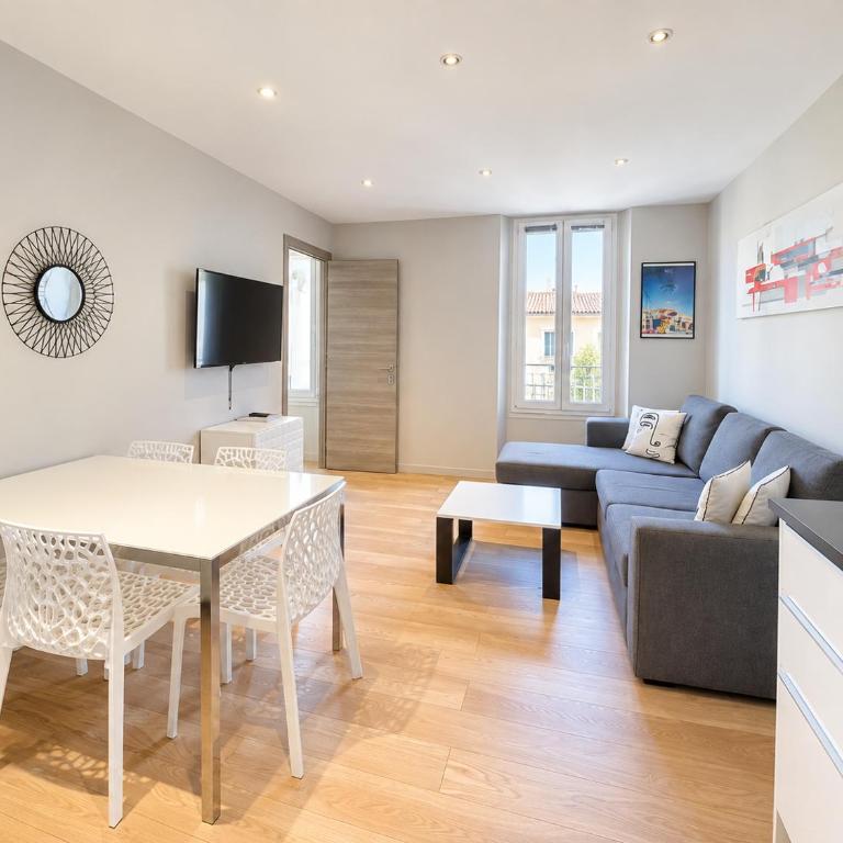 Stylish 2 Bed Apartment 1 Min to Palais & Beach - Apartamento - 5
