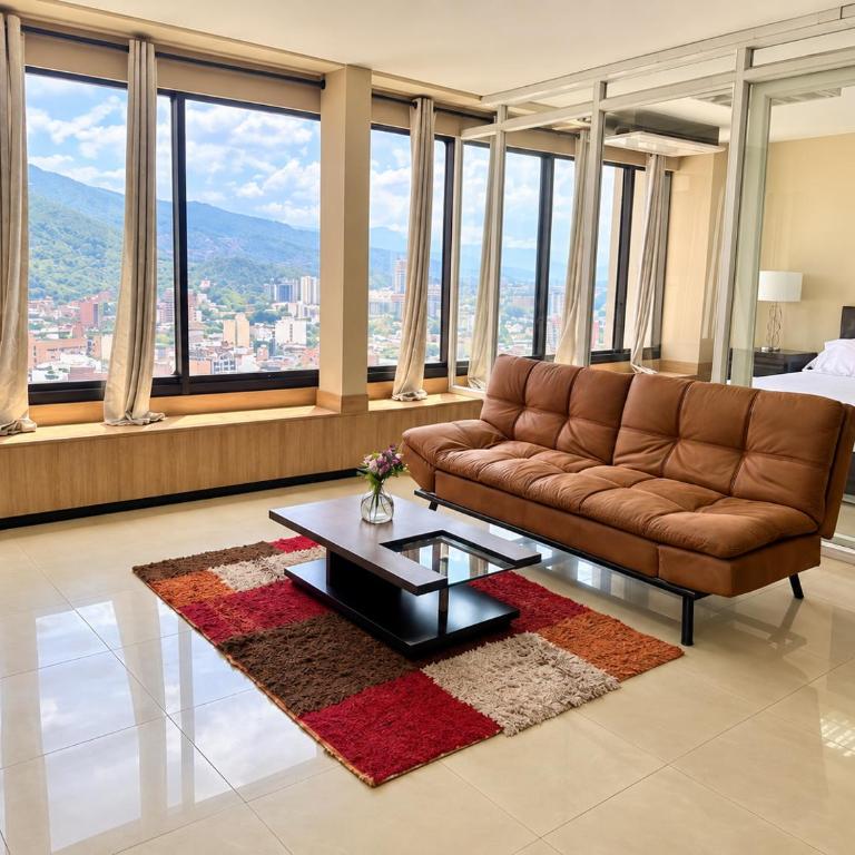 Apartamentos - Torre de Cali - Apartamento con vistas a las montañas - 1