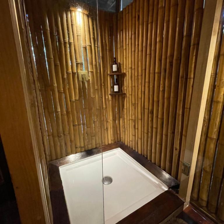 Romantic Star Bath Suite, Cave Pool & Yoga Center - Bungalow con vistas al jardín - 11