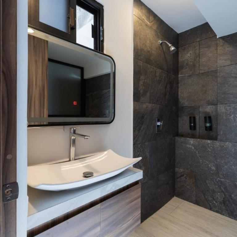 Jacuzzi, Centro Expositor, Los Fuertes - Apartamento de 2 dormitorios - 17