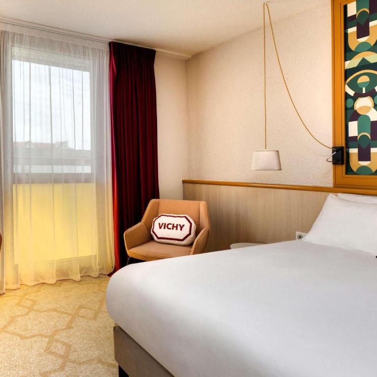 Mercure Vichy - Superior Double Room - 2