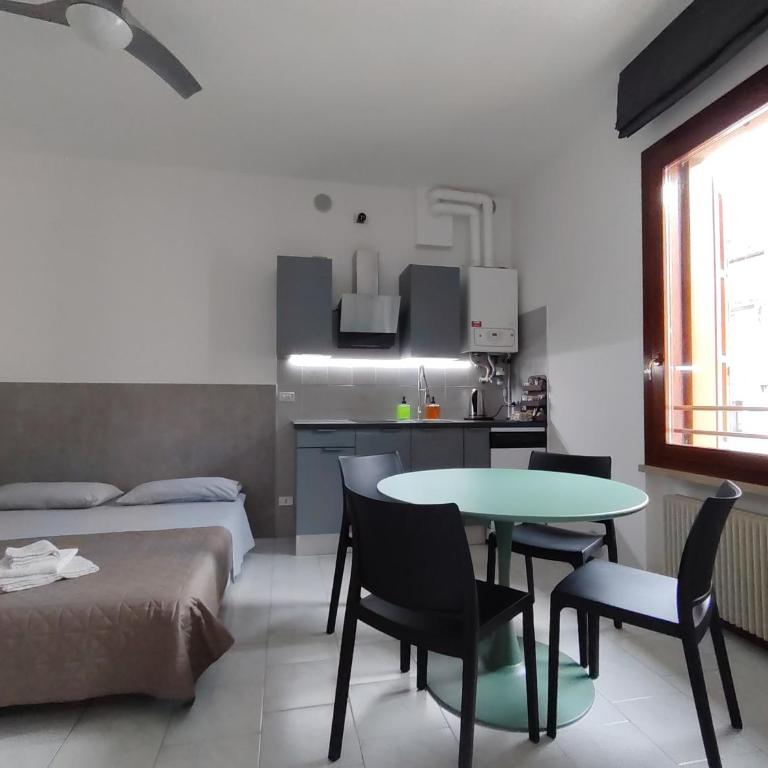 A-Home 2 - Appartamento con 1 Camera da Letto - 1