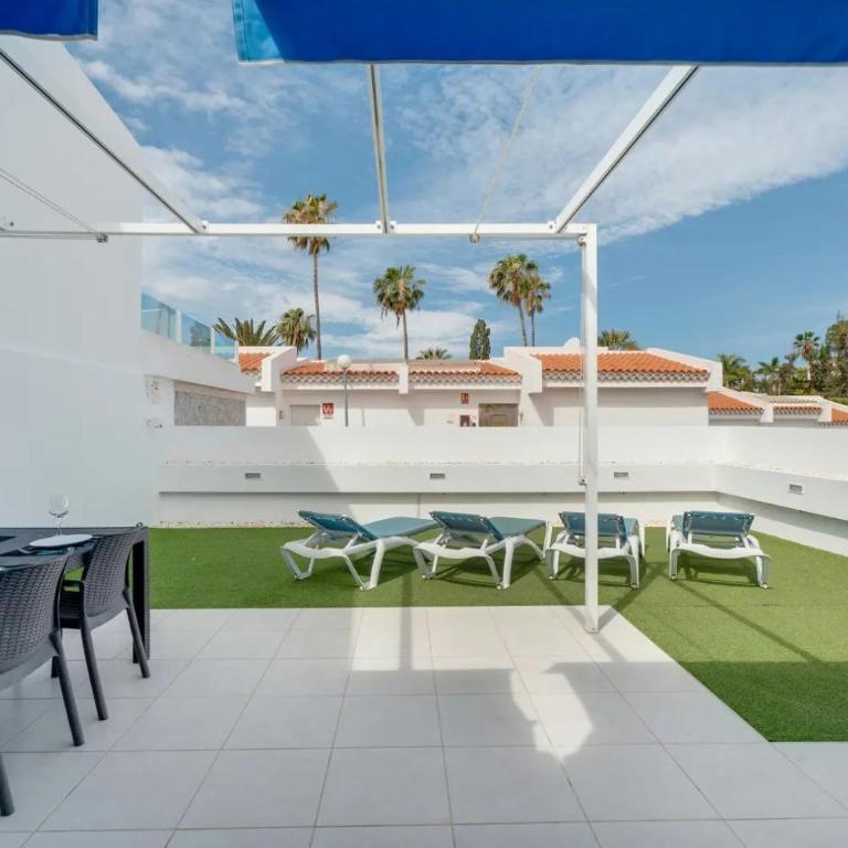 Heaven in Costa Adeje! Large terrace, Pool, HS-internet - Apartamento de 2 dormitorios - 13