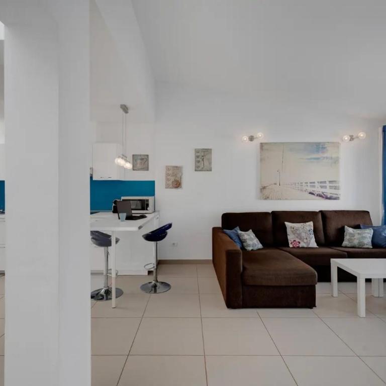 Heaven in Costa Adeje! Large terrace, Pool, HS-internet - Apartamento de 2 dormitorios - 37