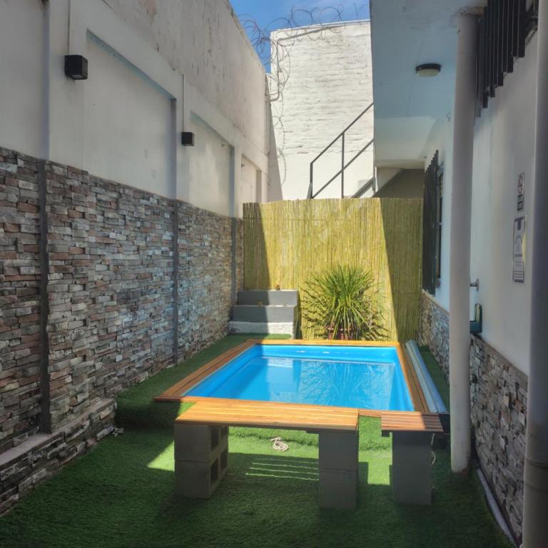 Casa Céntrica con Piscina - 3 dormitorios, 2 baños - Entrada Autónoma - Wifi veloz - Casa Vacacional de 3 dormitorios - 30