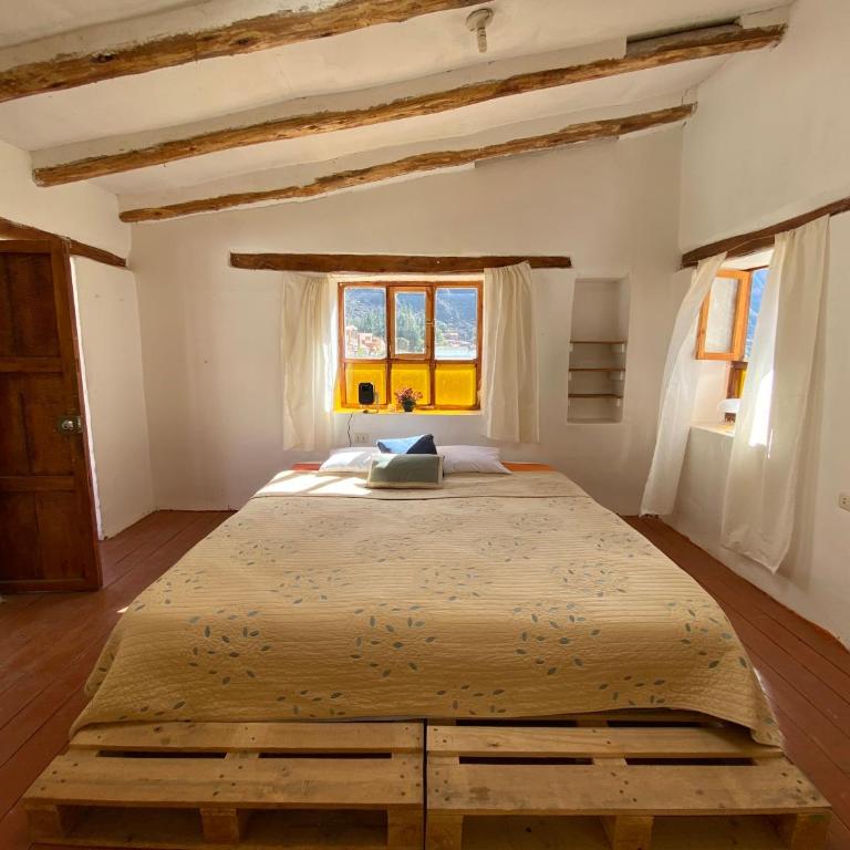 Cozy house in the countryside surrounded by mountains - One-Bedroom Apartment - 1