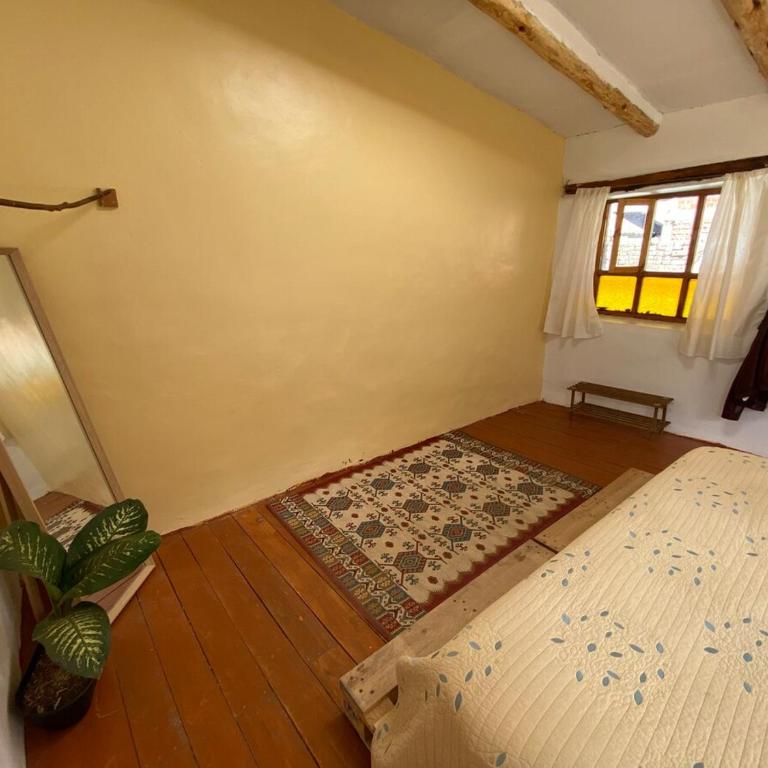 Cozy house in the countryside surrounded by mountains - One-Bedroom Apartment - 2