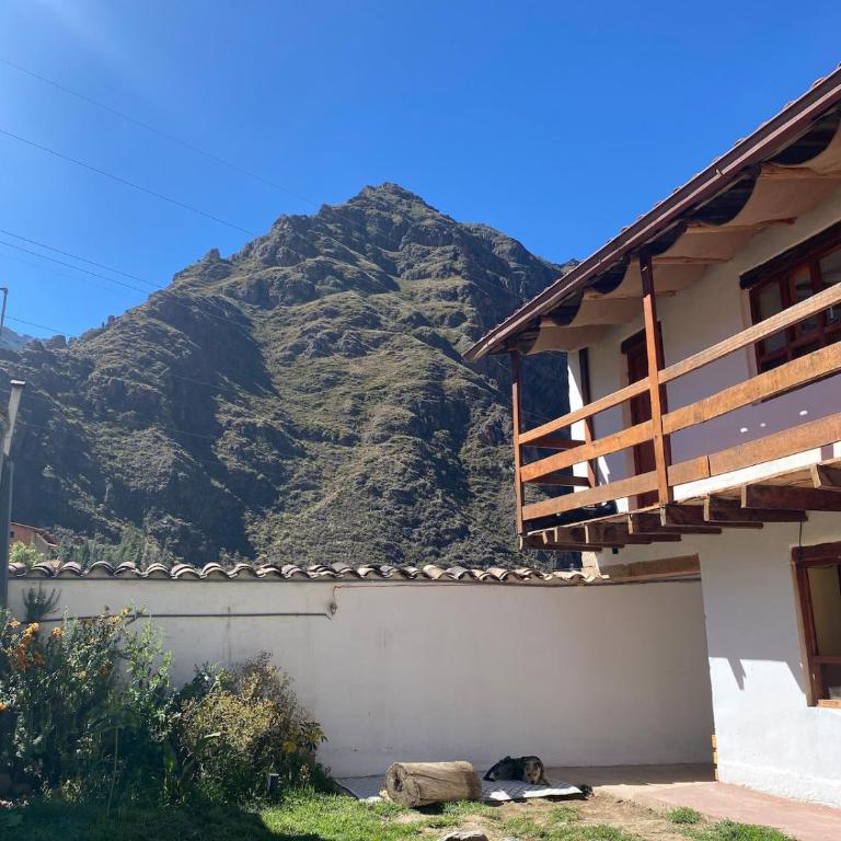 Cozy house in the countryside surrounded by mountains - One-Bedroom Apartment - 10