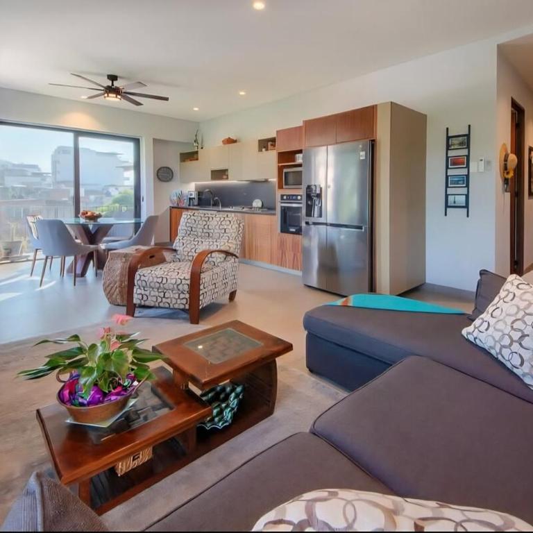 Spacious 2BR Condo - Minutes to Beach and Malecón - Two-Bedroom Apartment - 12