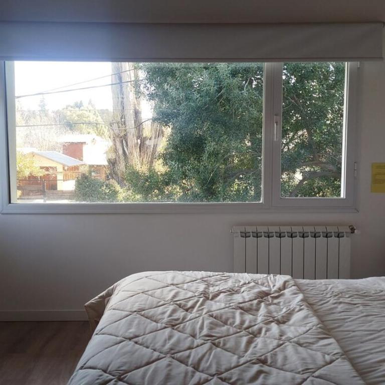Casa luminosa con jardín, cerca del Teleférico Cerro Otto - Casa de 2 dormitorios - 13