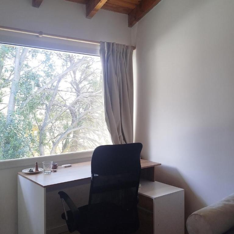 Casa luminosa con jardín, cerca del Teleférico Cerro Otto - Casa de 2 dormitorios - 19