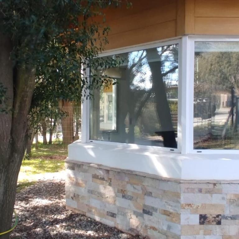 Casa luminosa con jardín, cerca del Teleférico Cerro Otto - Casa de 2 dormitorios - 35
