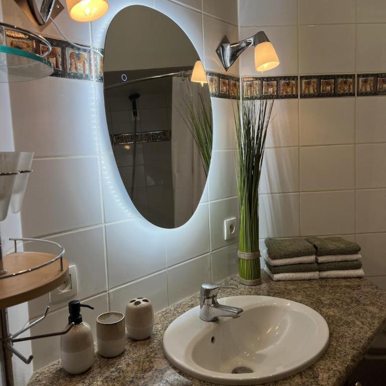 Au coeur de Strasbourg, une adresse d'exception - Appartement 2 Chambres - 6